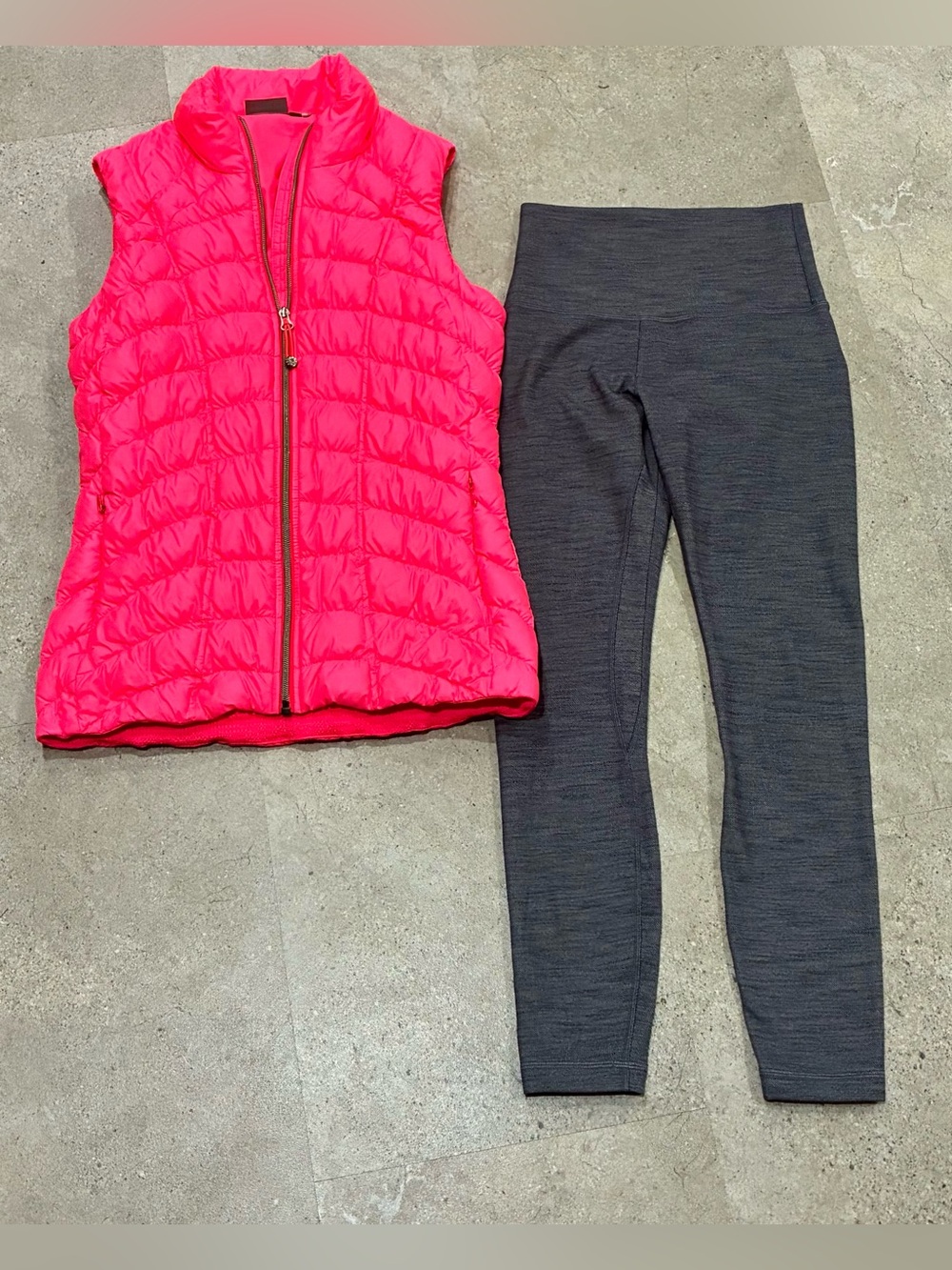 Womens LULULEMON/ATHLETA Puffer Vest & Leggings, sz 4